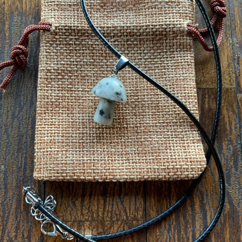🥝 Kiwi Jasper Mushroom Necklace | Crystal Mushroom Pendant | Magic Mushroom